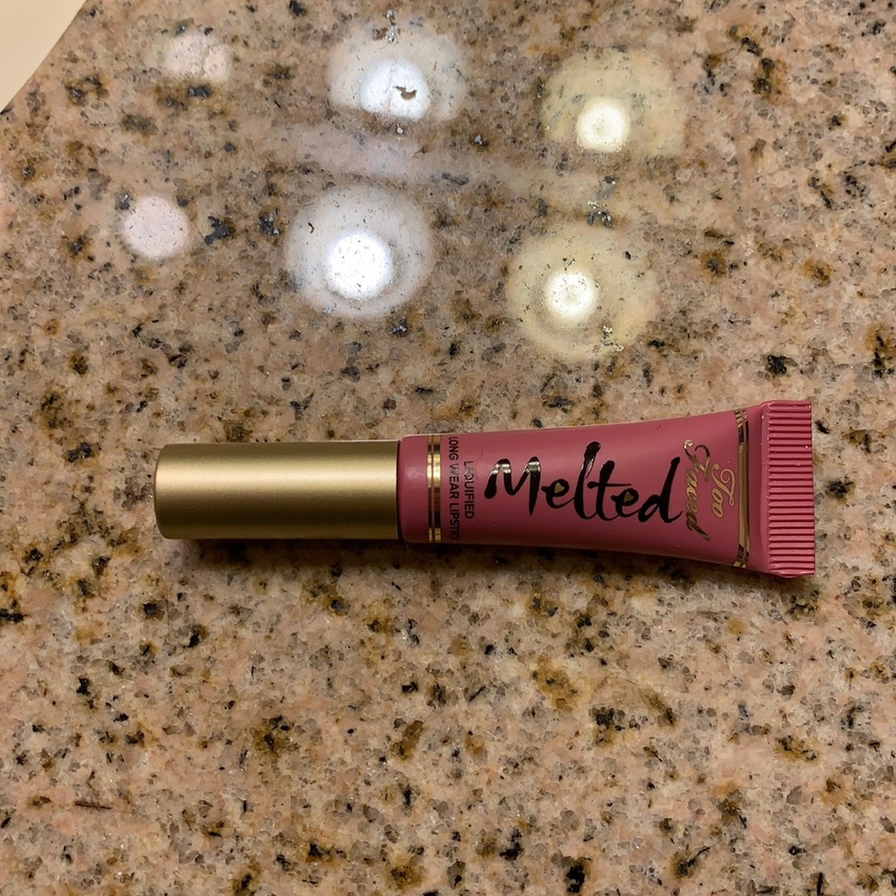 Too Faced Melted lipstick